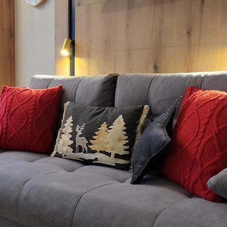 Pinewood Ang Luxurious Apartment A32 โบโรเวทส์ ภายนอก รูปภาพ
