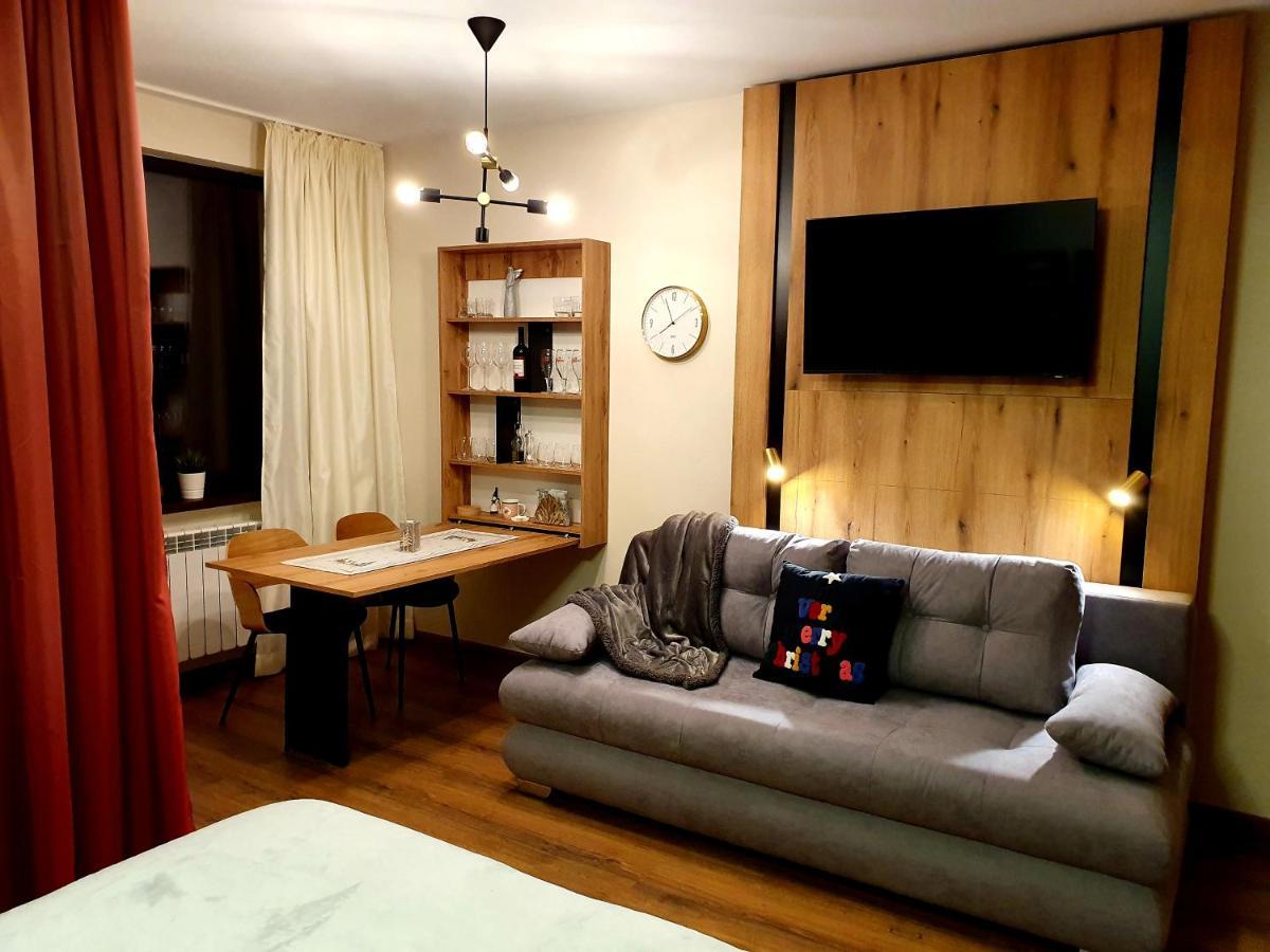 Pinewood Ang Luxurious Apartment A32 โบโรเวทส์ ภายนอก รูปภาพ