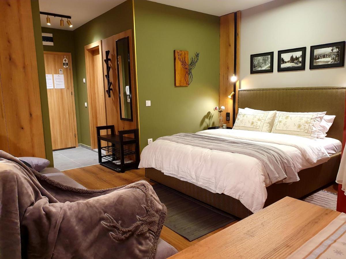 Pinewood Ang Luxurious Apartment A32 โบโรเวทส์ ภายนอก รูปภาพ