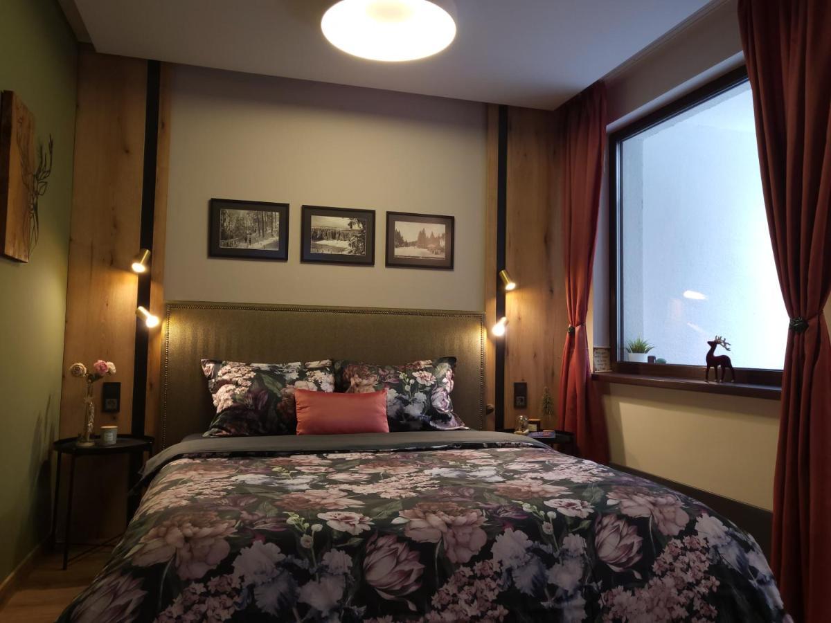 Pinewood Ang Luxurious Apartment A32 โบโรเวทส์ ภายนอก รูปภาพ