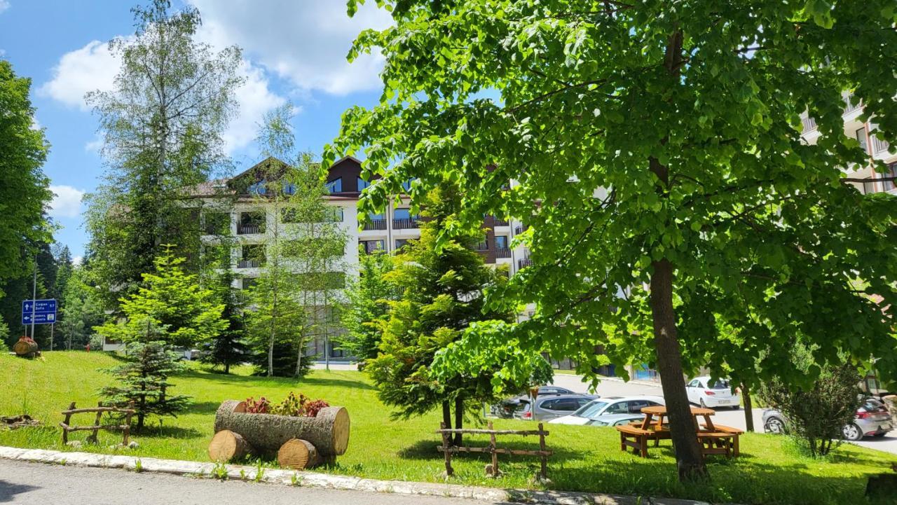 Pinewood Ang Luxurious Apartment A32 โบโรเวทส์ ภายนอก รูปภาพ