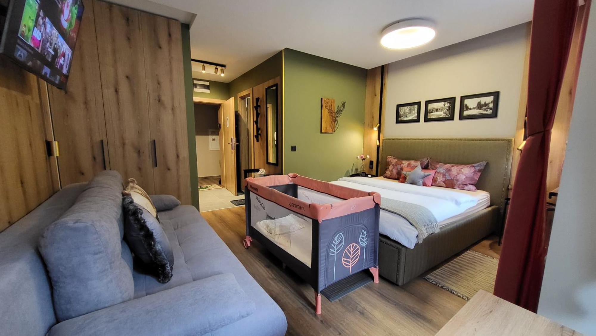 Pinewood Ang Luxurious Apartment A32 โบโรเวทส์ ภายนอก รูปภาพ